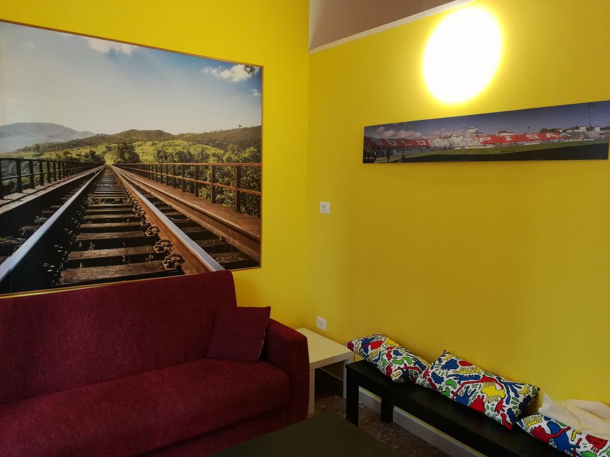 Pisa Train Station Hostel Exterior photo